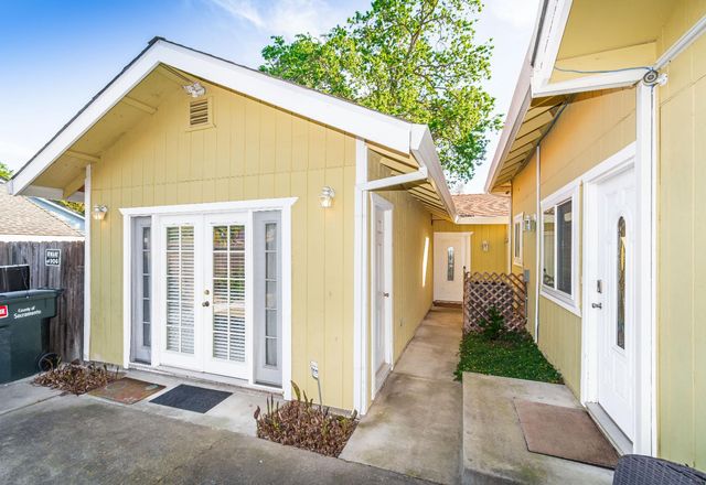 6837 Hazel Ave, Orangevale, CA 95662