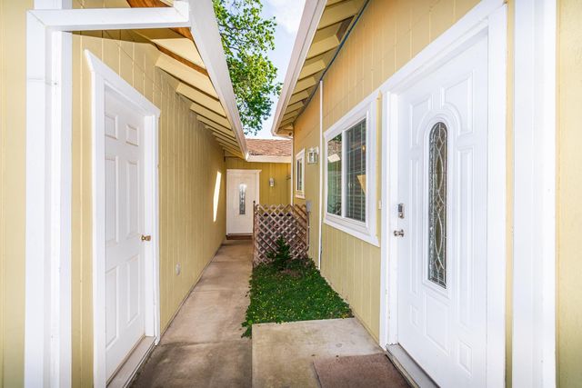 6837 Hazel Ave, Orangevale, CA 95662