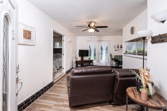 6837 Hazel Ave, Orangevale, CA 95662