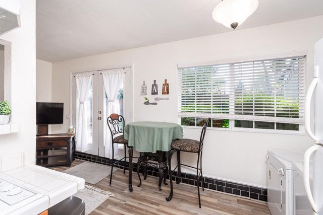 6837 Hazel Ave, Orangevale, CA 95662