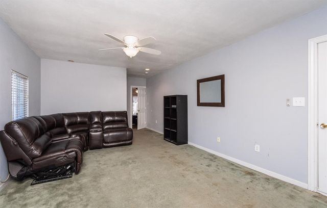 6837 Hazel Ave, Orangevale, CA 95662