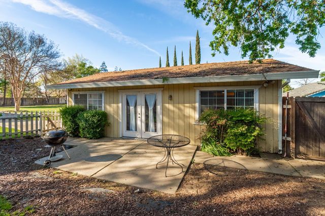 6837 Hazel Ave, Orangevale, CA 95662