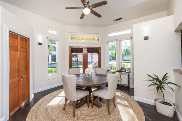 6837 Hazel Ave, Orangevale, CA 95662