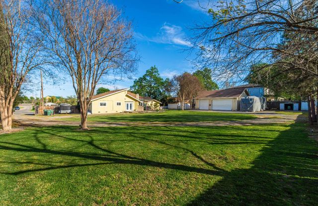 6837 Hazel Ave, Orangevale, CA 95662