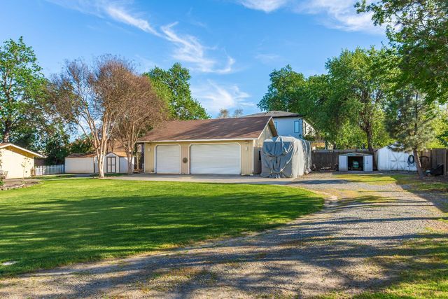 6837 Hazel Ave, Orangevale, CA 95662