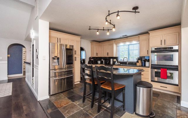 6837 Hazel Ave, Orangevale, CA 95662