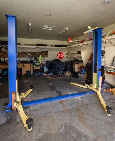 6837 Hazel Ave, Orangevale, CA 95662