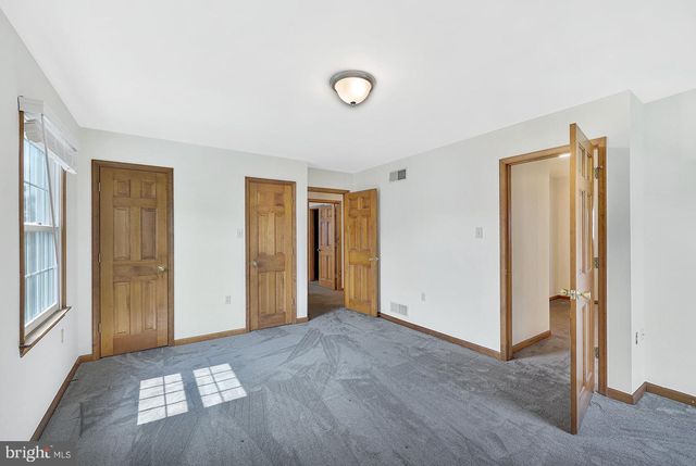 12 VICTORIA WAY, Camp Hill, PA 17011