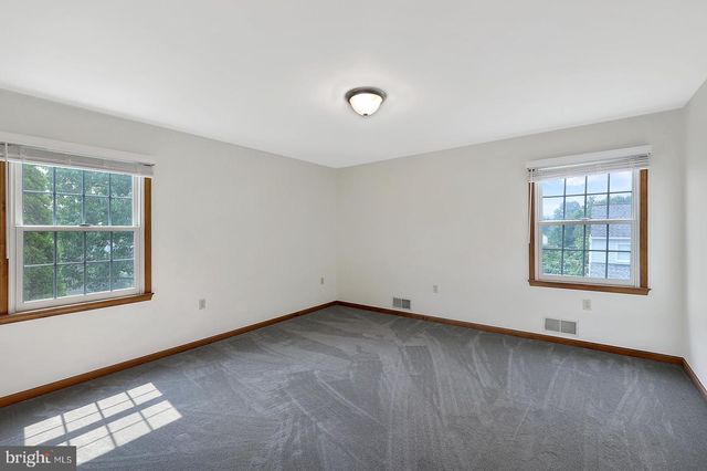 12 VICTORIA WAY, Camp Hill, PA 17011