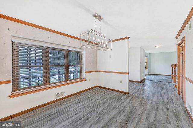 12 VICTORIA WAY, Camp Hill, PA 17011