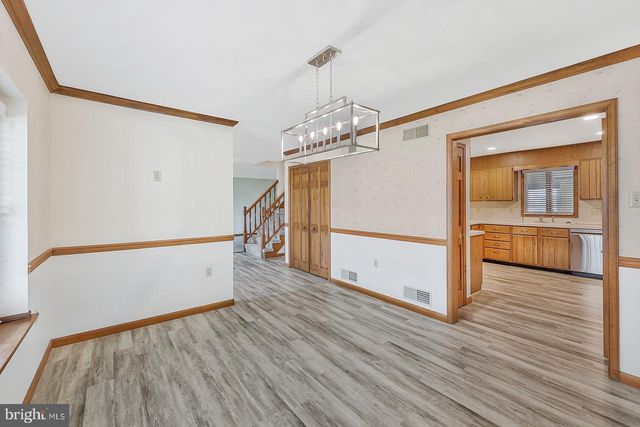 12 VICTORIA WAY, Camp Hill, PA 17011