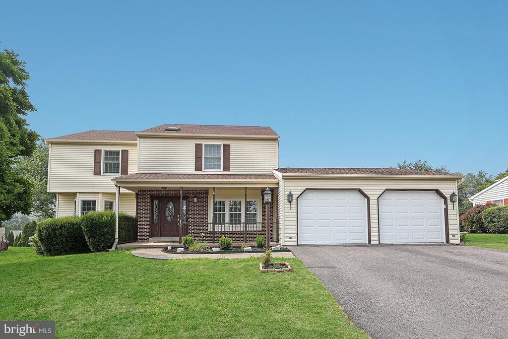12 VICTORIA WAY, Camp Hill, PA 17011