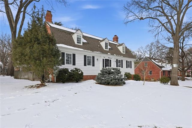 6834 Linden Street, Prairie Village, KS 66208