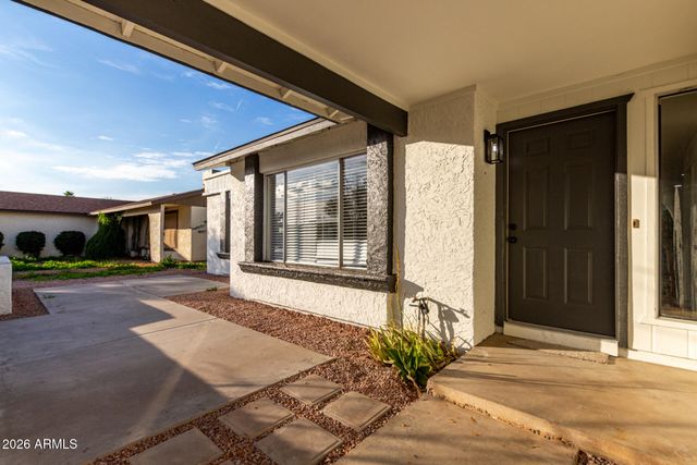 526 W PANTERA Avenue, Mesa, AZ 85210
