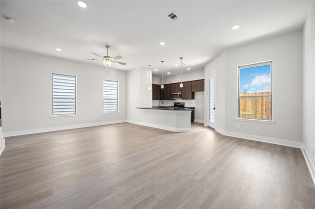 13218 Opera Drive, Houston, TX 77047