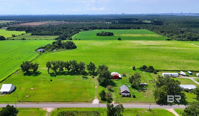 27528 Krehling Road, Elberta, AL 36530