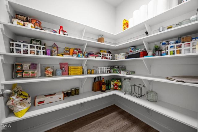 1449 Commons Ford Place, Apex, NC 27539