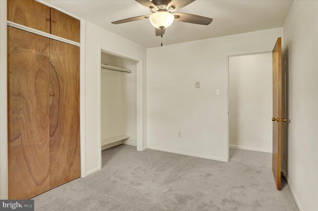 5117 EARL DR, Harrisburg, PA 17112