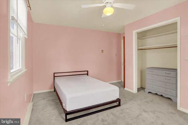 5117 EARL DR, Harrisburg, PA 17112