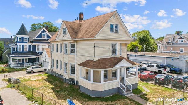 725 Beechwood Avenue, Bridgeport, CT 06605