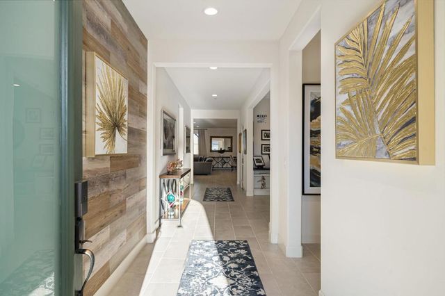 58228 Aragon Way, La Quinta, CA 92253