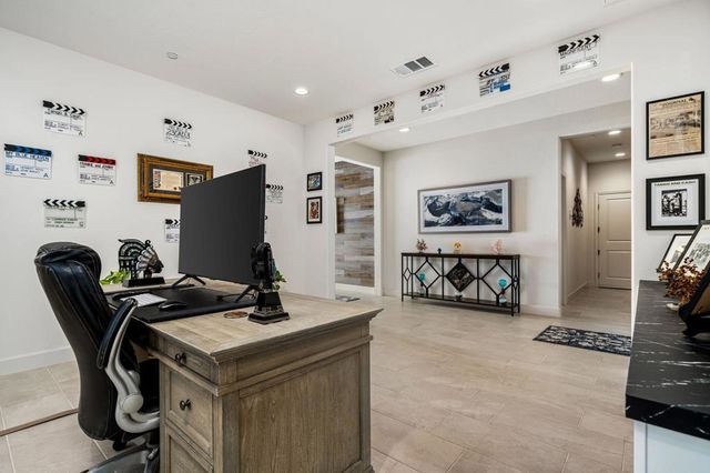 58228 Aragon Way, La Quinta, CA 92253
