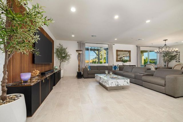 58228 Aragon Way, La Quinta, CA 92253
