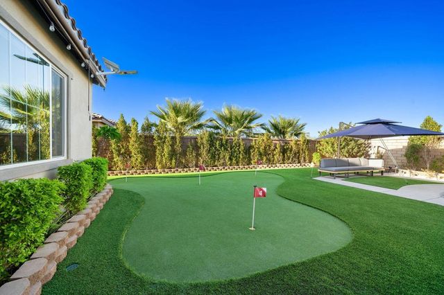 58228 Aragon Way, La Quinta, CA 92253
