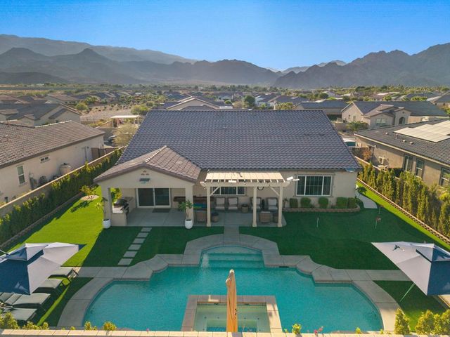 58228 Aragon Way, La Quinta, CA 92253