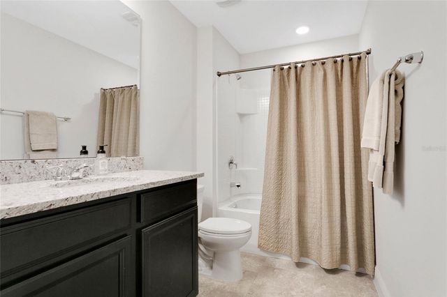 10534 GREEN IVY LANE, Orlando, FL 32832