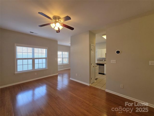 2107 Lennoxshire Square Court, Charlotte, NC 28210