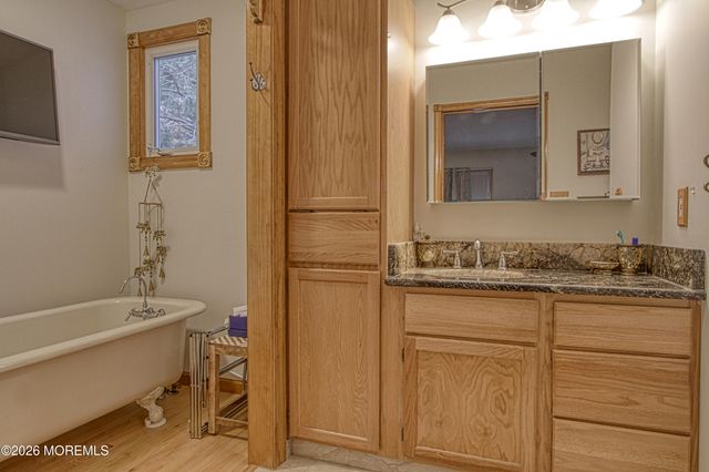 713 Western Boulevard, Lanoka Harbor, NJ 08734