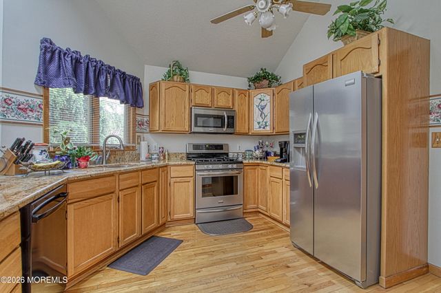 713 Western Boulevard, Lanoka Harbor, NJ 08734