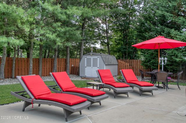 713 Western Boulevard, Lanoka Harbor, NJ 08734