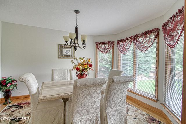 713 Western Boulevard, Lanoka Harbor, NJ 08734