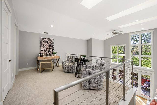 516 Grove St, Healdsburg, CA 95448