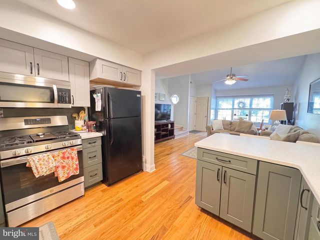 4 OSPREY DR, Cape May, NJ 08204