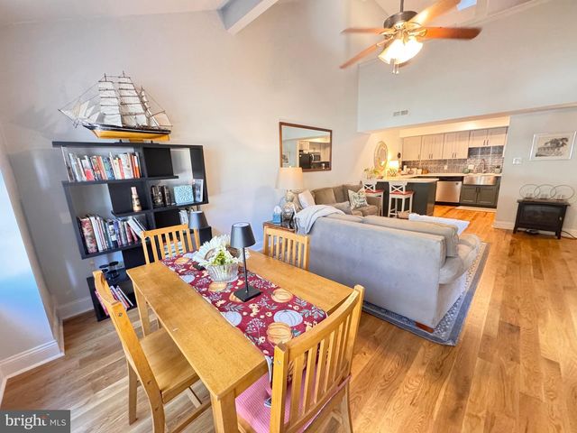 4 OSPREY DR, Cape May, NJ 08204