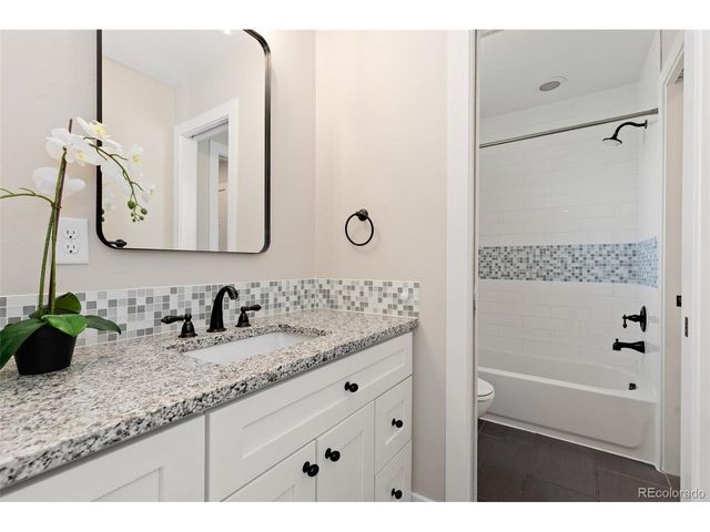 4453 Yates St, Denver, CO 80212