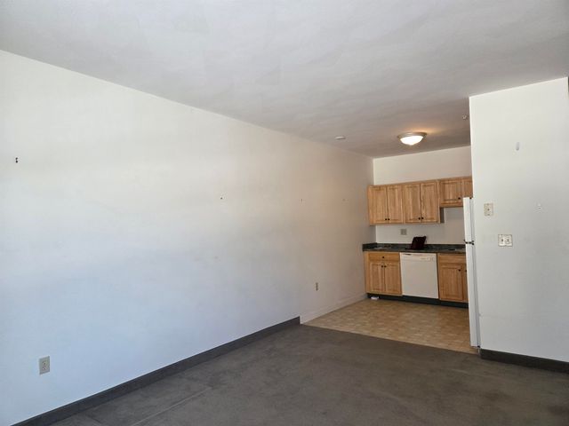 486 Nashua St Apt 104, Milford, NH 03055