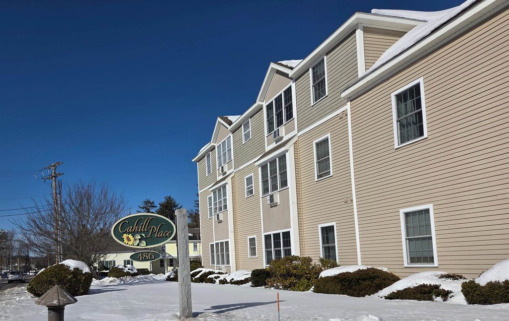 486 Nashua St Apt 104, Milford, NH 03055