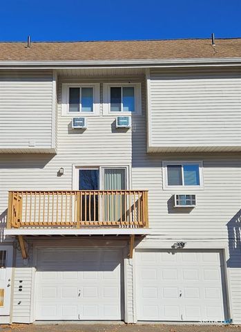 1401 Farmington Avenue B, Farmington, CT 06032