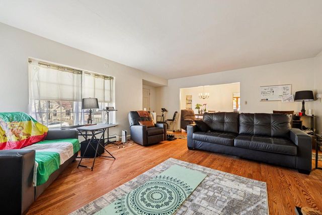 4703 W Jackson Park DRIVE, Milwaukee, WI 53219