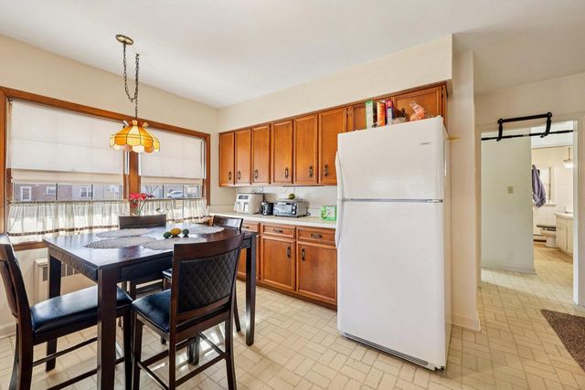 4703 W Jackson Park DRIVE, Milwaukee, WI 53219