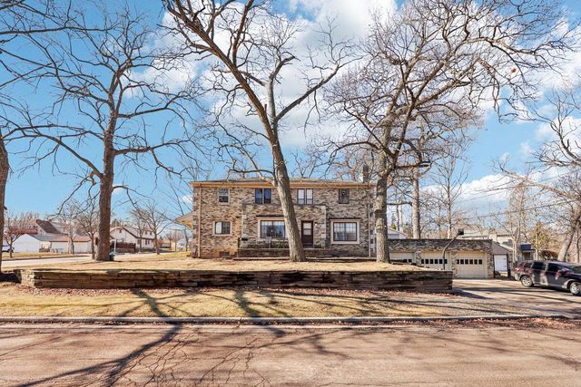 4703 W Jackson Park DRIVE, Milwaukee, WI 53219