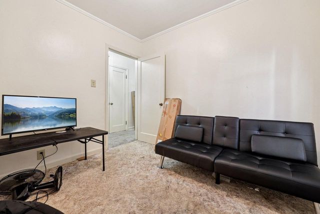 4703 W Jackson Park DRIVE, Milwaukee, WI 53219