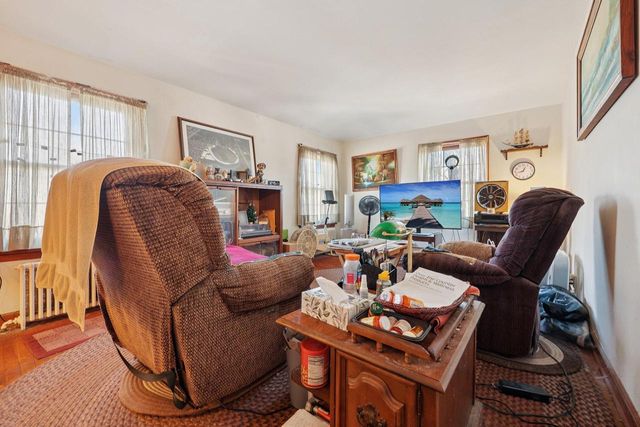 4703 W Jackson Park DRIVE, Milwaukee, WI 53219