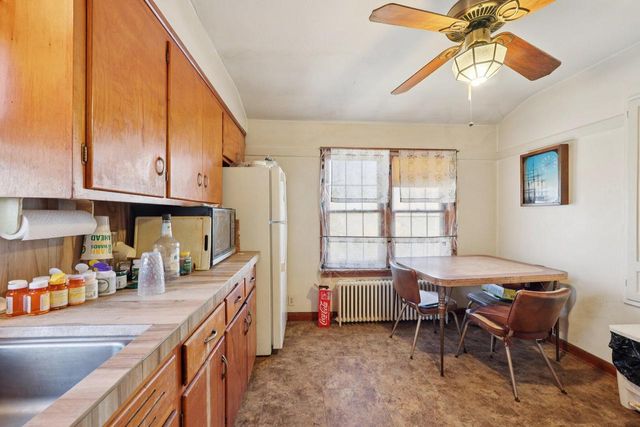 4703 W Jackson Park DRIVE, Milwaukee, WI 53219