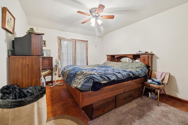 4703 W Jackson Park DRIVE, Milwaukee, WI 53219