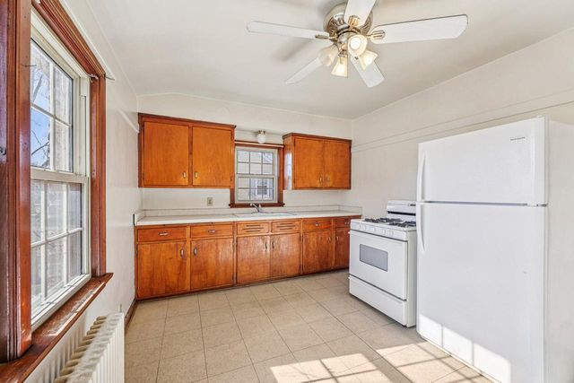 4703 W Jackson Park DRIVE, Milwaukee, WI 53219